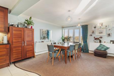5 bedroom Town house for sale in Mumbles Road, Mumbles, Swansea, SA3