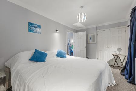 5 bedroom Town house for sale in Mumbles Road, Mumbles, Swansea, SA3