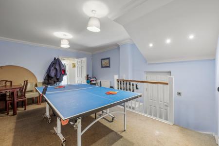 5 bedroom Town house for sale in Mumbles Road, Mumbles, Swansea, SA3