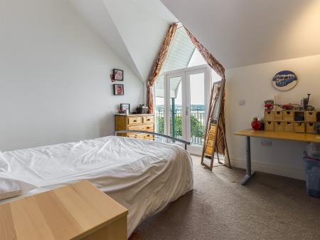 5 bedroom Town house for sale in Mumbles Road, Mumbles, Swansea, SA3