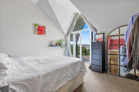 5 bedroom Town house for sale in Mumbles Road, Mumbles, Swansea, SA3