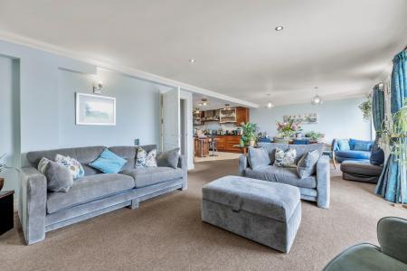5 bedroom Town house for sale in Mumbles Road, Mumbles, Swansea, SA3