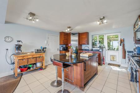 5 bedroom Town house for sale in Mumbles Road, Mumbles, Swansea, SA3