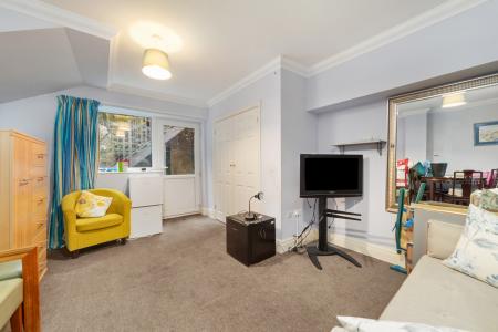 5 bedroom Town house for sale in Mumbles Road, Mumbles, Swansea, SA3