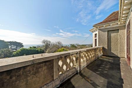 10 bedroom Detached house for sale in Higher Lane, Swansea, SA3