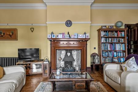 10 bedroom Detached house for sale in Higher Lane, Swansea, SA3
