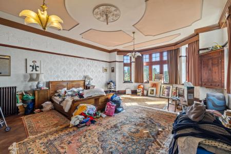 10 bedroom Detached house for sale in Higher Lane, Swansea, SA3