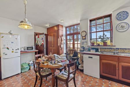 10 bedroom Detached house for sale in Higher Lane, Swansea, SA3