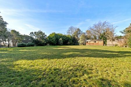 10 bedroom Detached house for sale in Higher Lane, Swansea, SA3