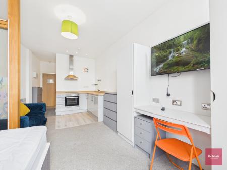 1 bedroom Studio flat to let in College Street, City Centre, Swansea, SA1