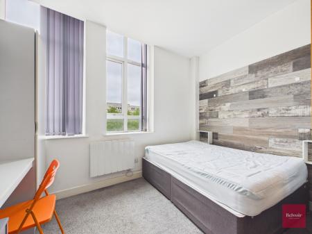 1 bedroom Studio flat to let in College Street, City Centre, Swansea, SA1