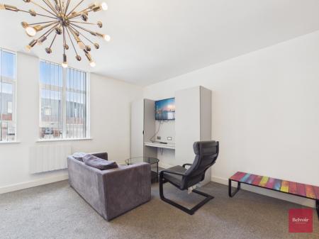1 bedroom Studio flat to let in College Street, City Centre, Swansea, SA1