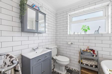 4 bedroom Detached house for sale in Derwen Fawr Road, Derwen Fawr, Swansea, SA2
