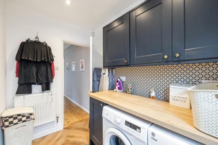4 bedroom Detached house for sale in Derwen Fawr Road, Derwen Fawr, Swansea, SA2