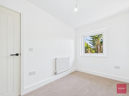 2 bedroom Bungalow to let in Bay View Gardens, Skewen, Neath, SA10