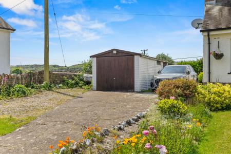 3 bedroom Detached house for sale in Port Eynon, Swansea, SA3