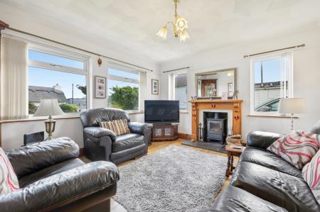 3 bedroom Detached house for sale in Port Eynon, Swansea, SA3