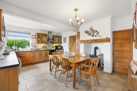 3 bedroom Detached house for sale in Port Eynon, Swansea, SA3