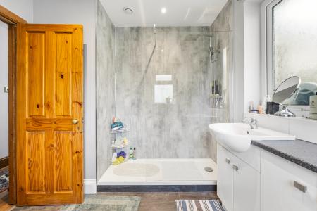 3 bedroom Detached house for sale in Port Eynon, Swansea, SA3