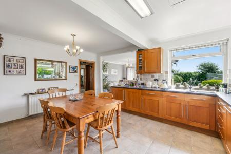 3 bedroom Detached house for sale in Port Eynon, Swansea, SA3