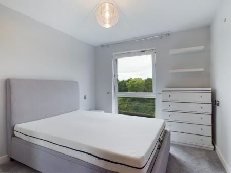 1 bedroom Flat to let in Phoebe Road, Copper Quarter, Swansea, SA1