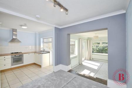 3 bedroom Semi-detached house for sale in Sardis Close, Waunarlwydd, Swansea, SA5