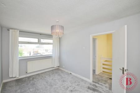 3 bedroom Semi-detached house for sale in Sardis Close, Waunarlwydd, Swansea, SA5