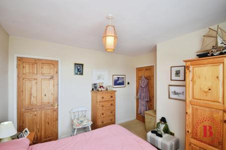 3 bedroom End of terrace house for sale in Lambourne Drive, Newton, Swansea, SA3