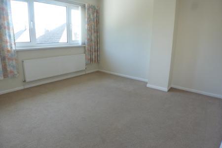 3 bedroom Semi-detached house to let in Middle Road, Gendros, Swansea, SA5