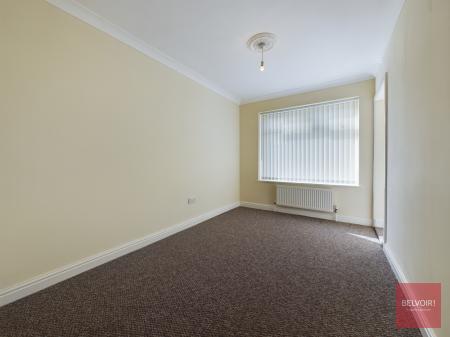 2 bedroom Flat to let in CaeBricks Road, Cwmdu, Swansea, SA5