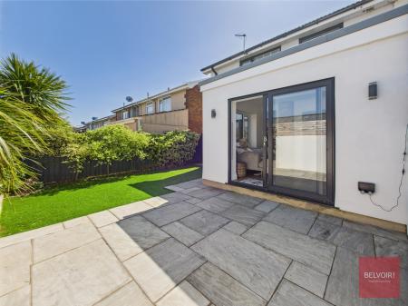 3 bedroom Semi-detached house to let in Melcorn Drive, Newton, Swansea, SA3