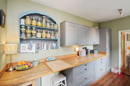 3 bedroom End of terrace house for sale in Fairwood Road, Dunvant, Swansea, SA2