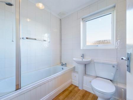 1 bedroom Flat to let in Abernethy Quay, Marina, Swansea, SA1