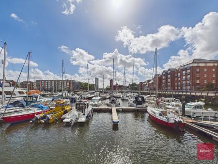 3 bedroom Flat to let in Mannheim Quay, Swansea, SA1