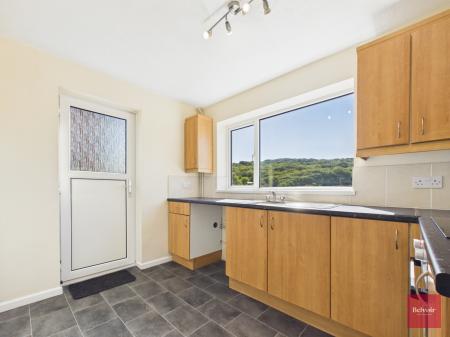 3 bedroom Semi-detached house to let in Gwern Einon Road, Derwen Fawr, Swansea, SA2