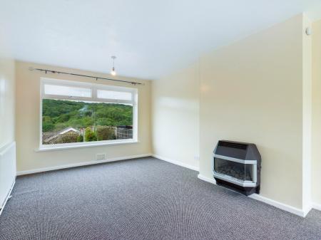 3 bedroom Semi-detached house to let in Gwern Einon Road, Derwen Fawr, Swansea, SA2