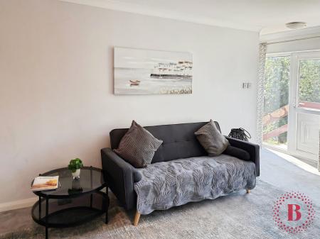 3 bedroom Flat to let in Callencroft Court, Newton Road, Newton, Swansea, SA3