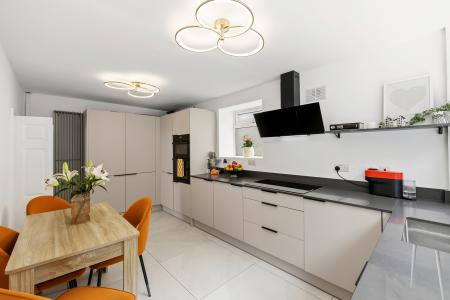 5 bedroom Detached house for sale in Newton Villas, Newton, Swansea, SA3