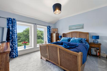 5 bedroom Detached house for sale in Newton Villas, Newton, Swansea, SA3