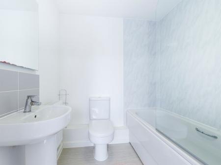 2 bedroom Flat to let in Phoebe Road, Copper Quarter, Swansea, SA1