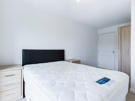2 bedroom Flat to let in Phoebe Road, Copper Quarter, Swansea, SA1