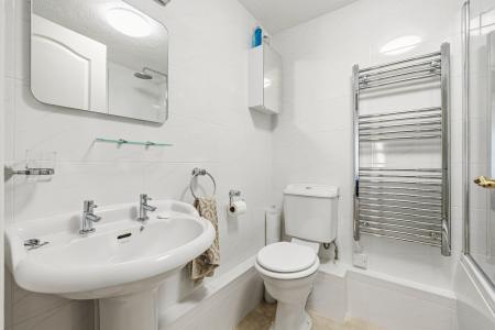 2 bedroom Flat for sale in Caswell Bay Court, Caswell, Swansea, SA3
