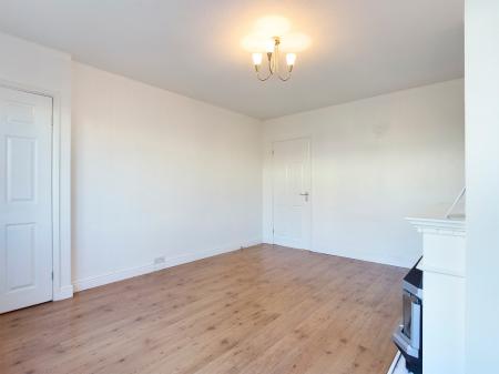 2 bedroom Terraced House to let in The Orchard, Newton, Swansea, SA3