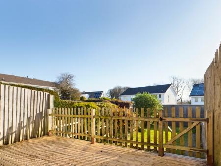 2 bedroom Terraced House to let in The Orchard, Newton, Swansea, SA3