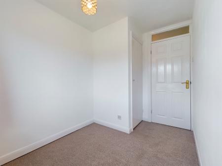 3 bedroom Semi-detached house to let in Springfield Avenue, Upper Killay, Swansea, SA2