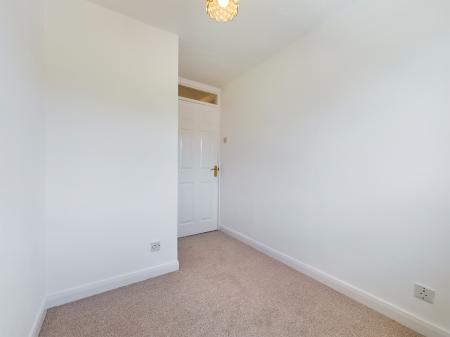 3 bedroom Semi-detached house to let in Springfield Avenue, Upper Killay, Swansea, SA2