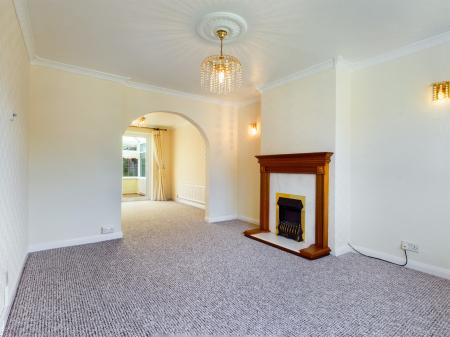 3 bedroom Semi-detached house to let in Springfield Avenue, Upper Killay, Swansea, SA2