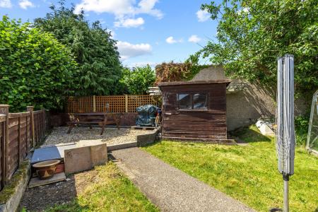 2 bedroom Semi-detached house for sale in Hendy Close, Derwen Fawr, Swansea, SA2