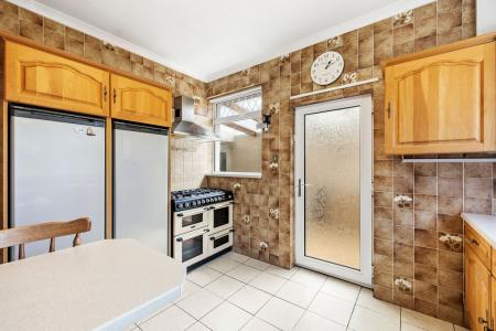 2 bedroom Semi-detached house for sale in Hendy Close, Derwen Fawr, Swansea, SA2