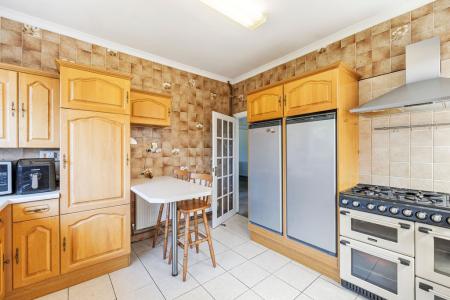 2 bedroom Semi-detached house for sale in Hendy Close, Derwen Fawr, Swansea, SA2